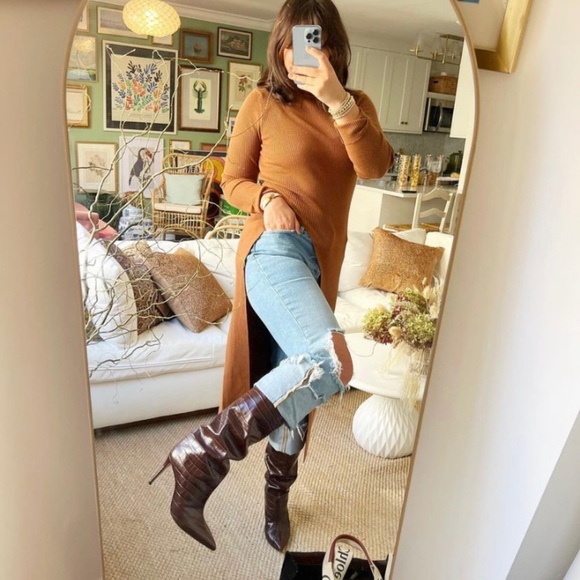 Astr Tops - ASTR High Slit Turtleneck Sweater